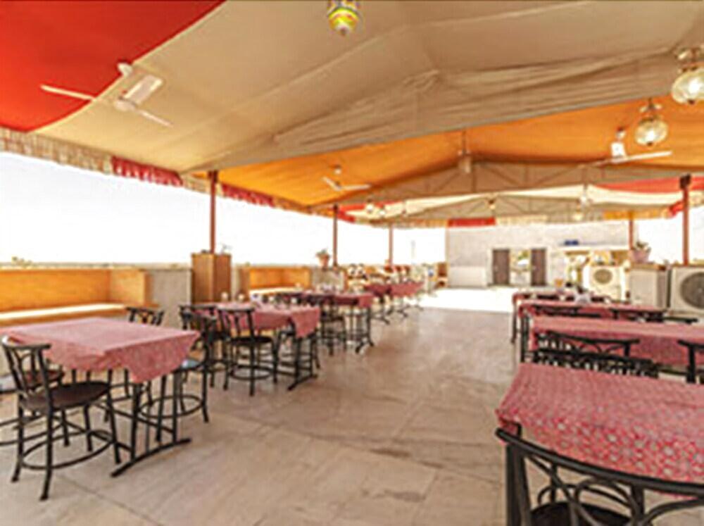 Hotel Hayyat Jaisalmer Exterior photo